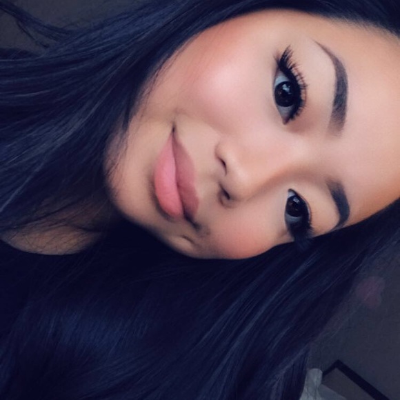 Meet your Posher, Celeste - Picture 5 of 7